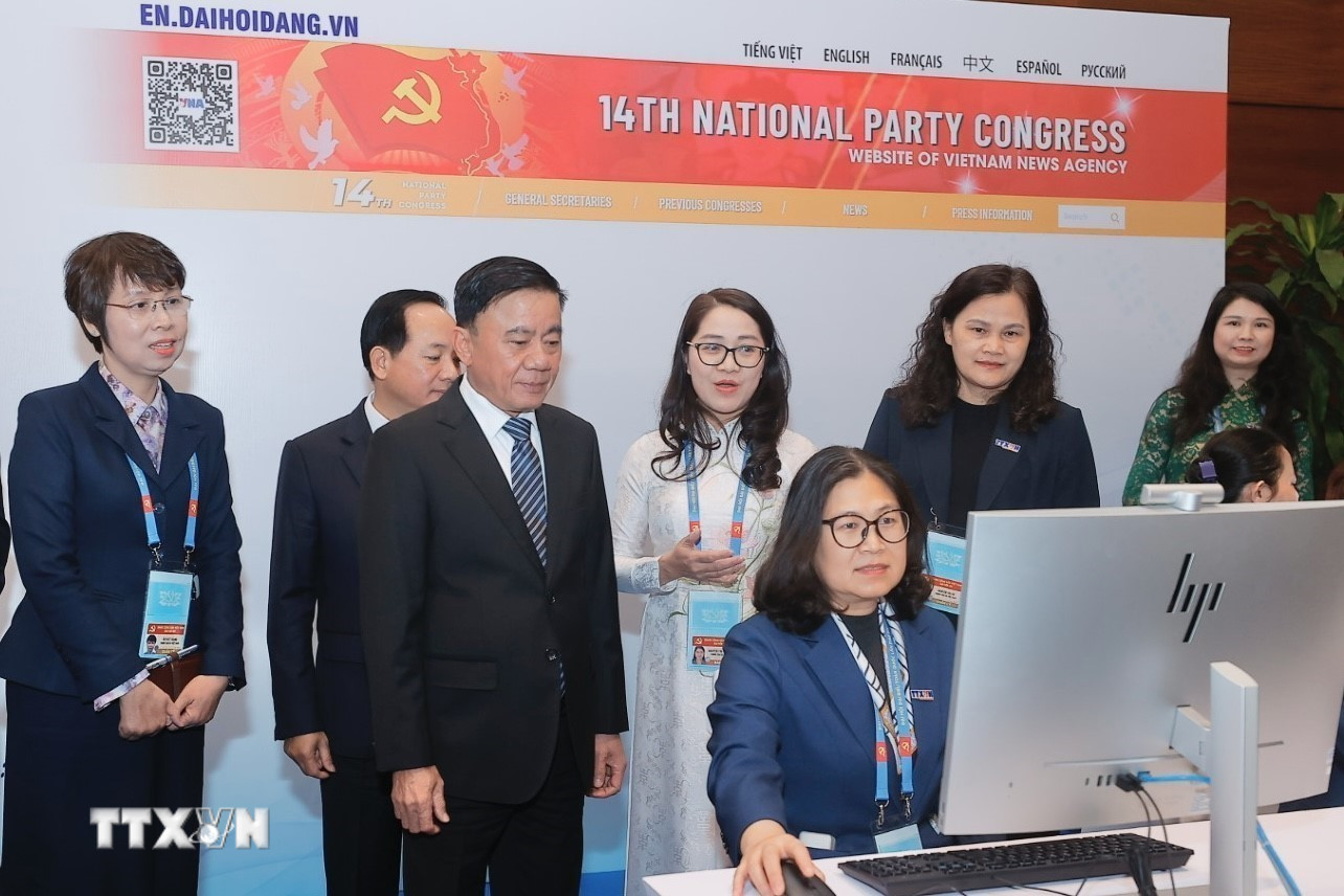 Khu vực t&aacute;c nghiệp của TTXVN tại Trung t&acirc;m B&aacute;o ch&iacute; Đại hội XIV.